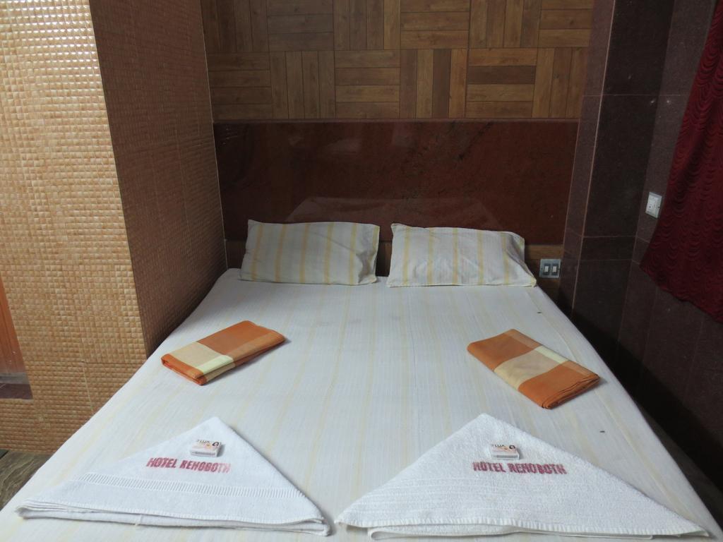 Hotel Rehoboth Kanyakumari Habitación foto